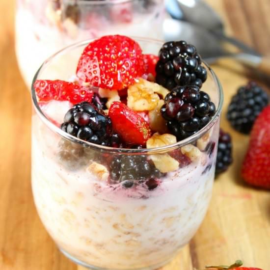 Overnight Oats with Berries