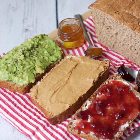 Easy No-Fail Wholewheat Bread