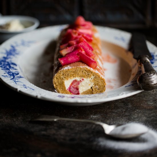 Spiced Rhubarb & Orange Roulade