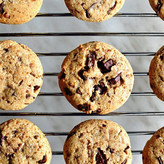 Vegan Soft Chocolate Chip Cookies