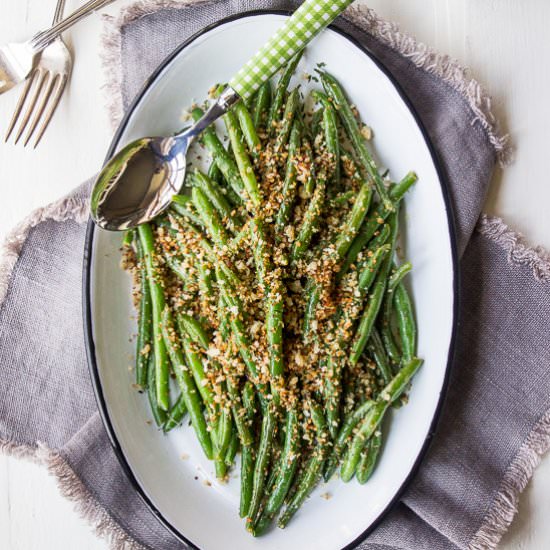 Green Beans with Horseradish Crumbs