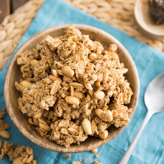 Peanut Butter Granola Clusters