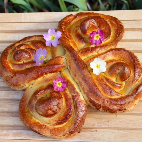 Easter Egg Bread