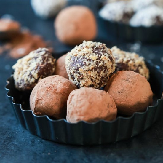 Decadent Healthy Chocolate Truffles