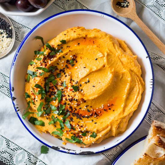 Lebanese pumpkin hummus