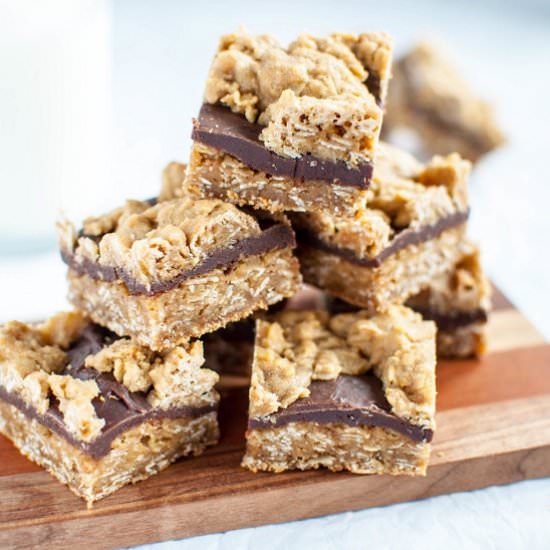 Chewy Oatmeal Fudge Bars