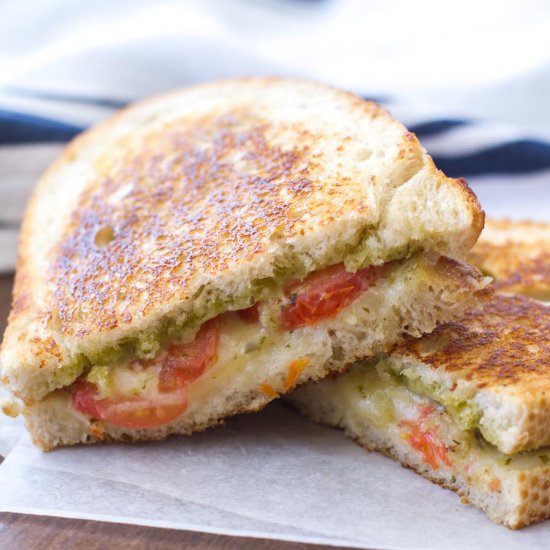 Caprese Grilled Cheese