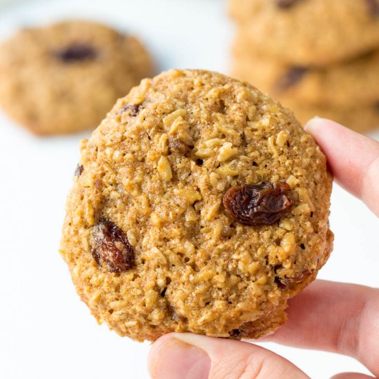 Healthy Oatmeal Raisin Cookies