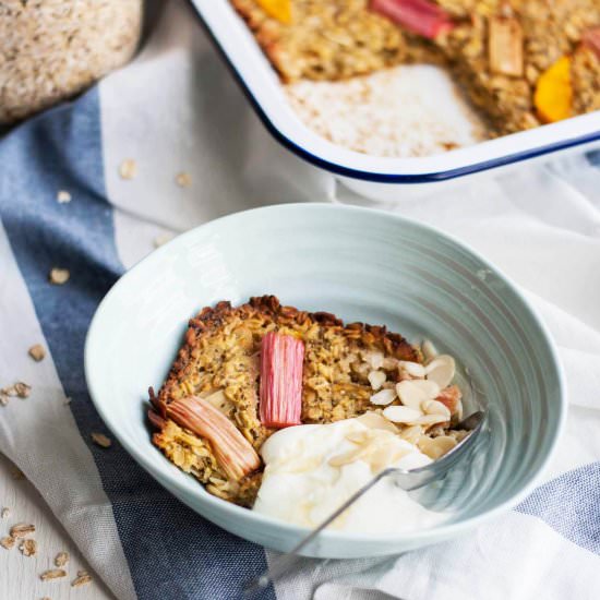 Rhubarb and Mango Baked Oatmeal