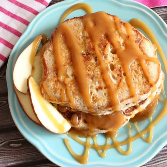 Apple Cinnamon Pancakes