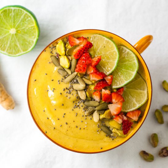 Tropical Turmeric Smoothie {Vegan}