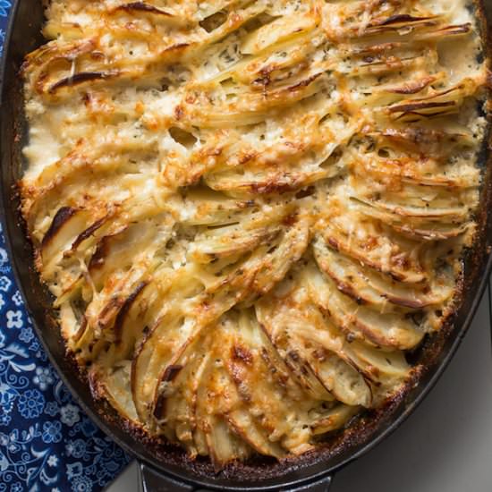 Cheesy Hasselback Potatoes