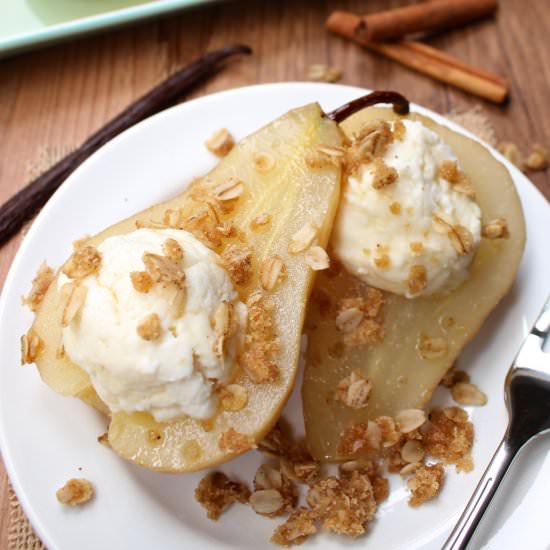 Maple Vanilla Poached Pears