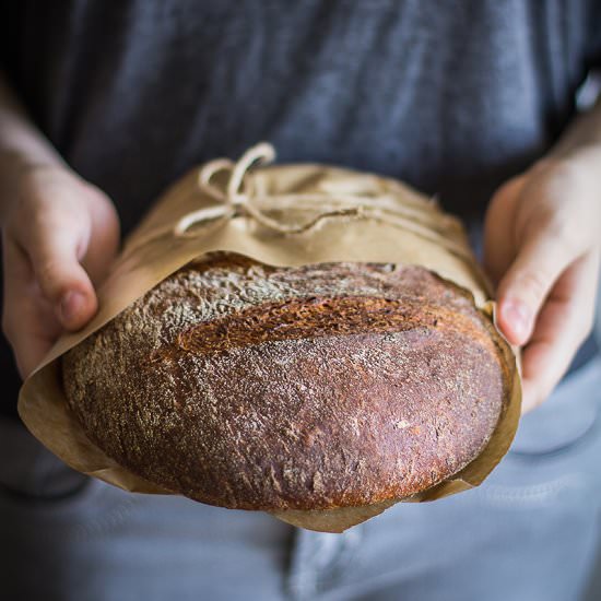 Beetroot and horseradish bread