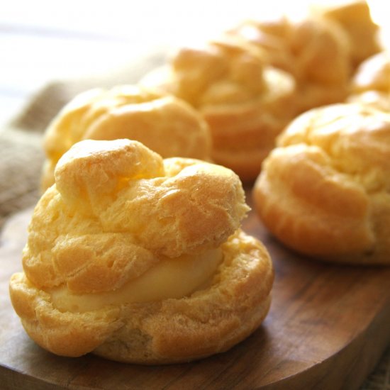 Cream Puff with Custard Filling