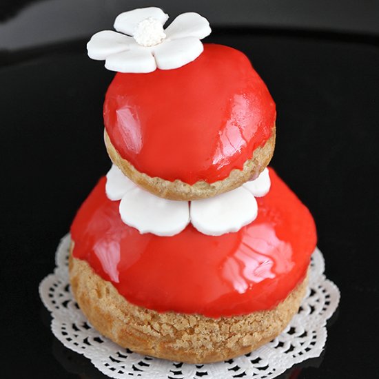 Red Hot Strawberry Religieuse