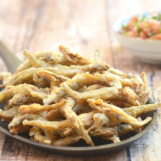 Crispy-Fried Smelt Fish