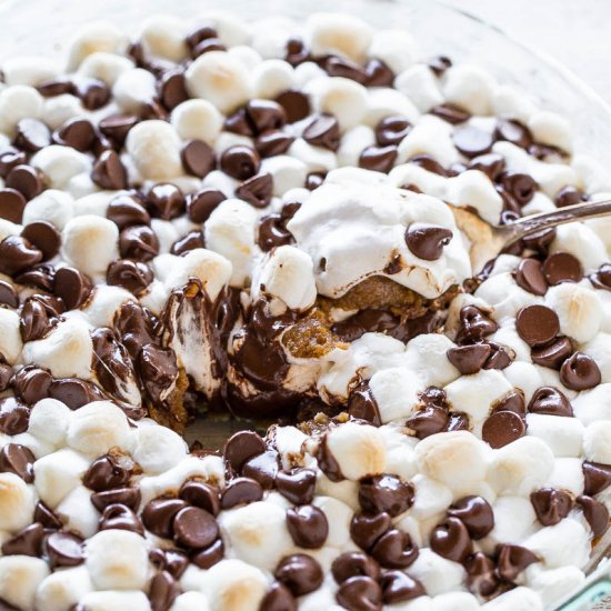 Peanut Butter Smores Cookie Pie