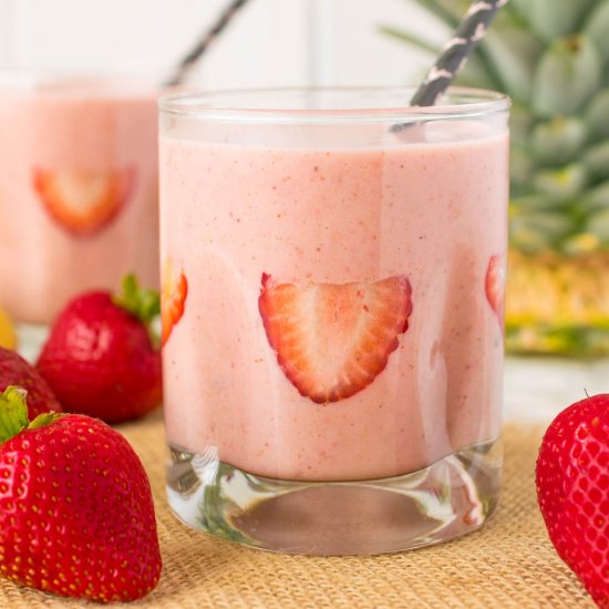 Strawberry almond protein smoothie