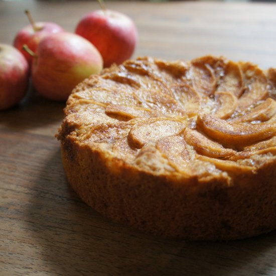 Vegan Apple Cake