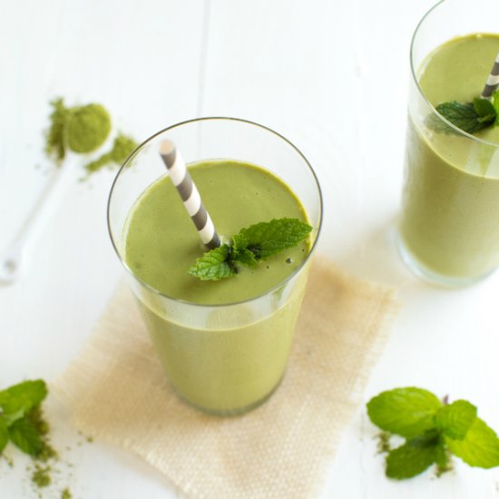 Matcha Peach Vanilla Smoothie