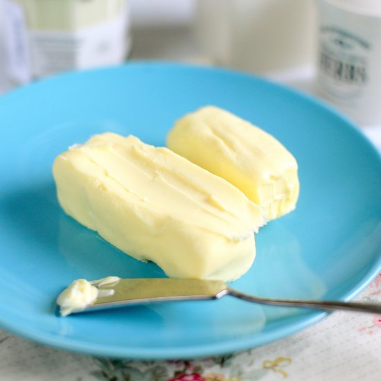 15 Minute Homemade Butter