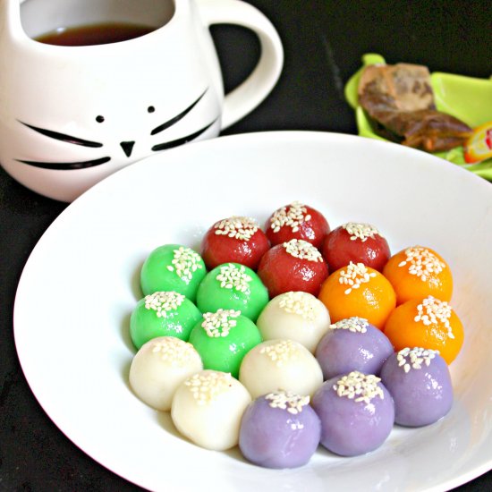 Five-Colour Floating Rice Cakes