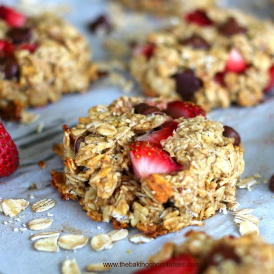 Healthy Strawberry Oatmeal Cookies