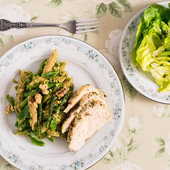 Asparagus Pesto Pasta with Chicken