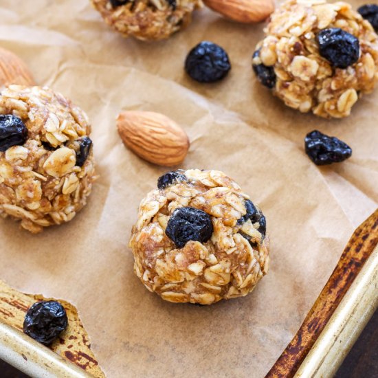 Blueberry Almond Energy Bites