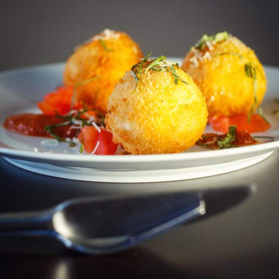 Mozzerella Stuffed Arancini