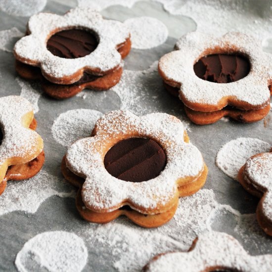 Cashew Ganache Cookie