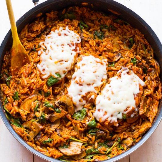 One Skillet Chicken Parmesan