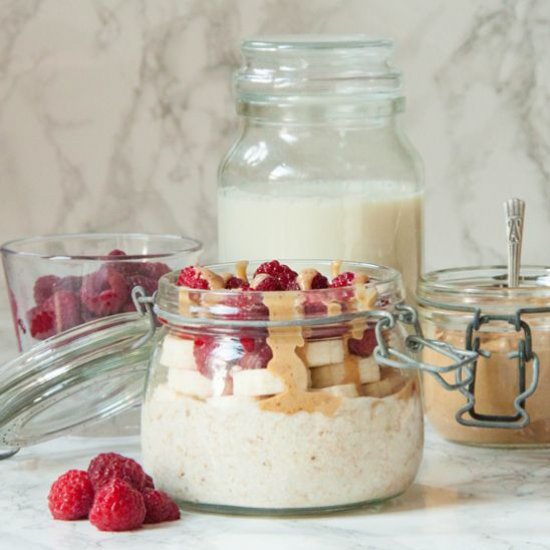 Peanut Butter and Raspberry Oats