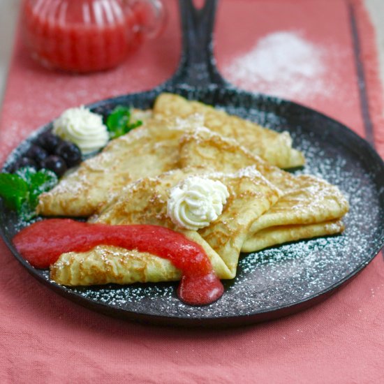 Crêpes with Strawberry Coulis