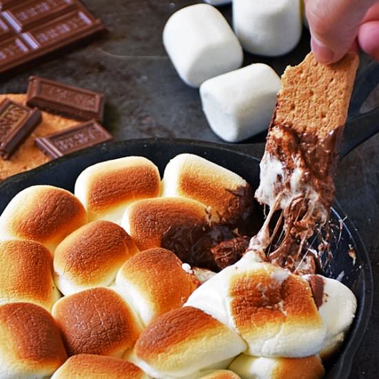 Skillet S’mores Dip