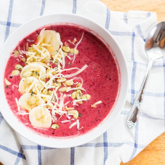 Mixed Berry Smoothie Bowl