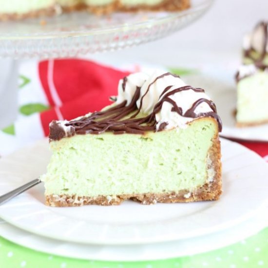 Amaretto Pistachio Cheesecake