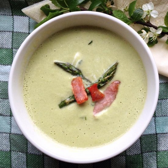 Cream of Asparagus Soup With Bacon