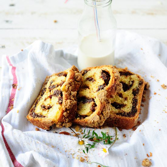 Chocolate Babka with Streusel