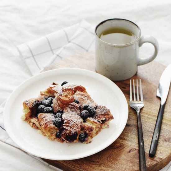 Croissant pudding with blueberries