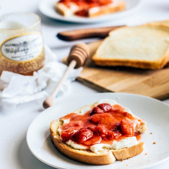 Strawberry & Marscarpone on Toast