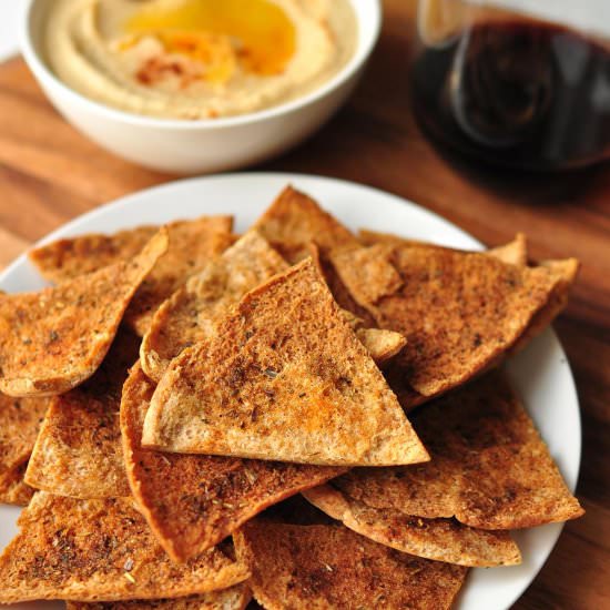 Homemade Pita Chips and Hummus