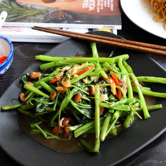 Stir-fried Kang Kong