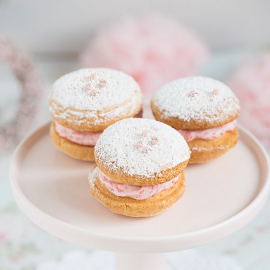 strawberry biscuits