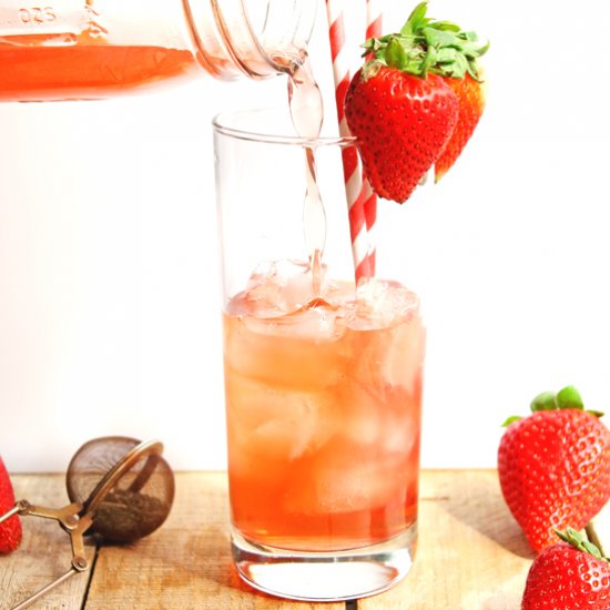 Strawberry nettle iced tea