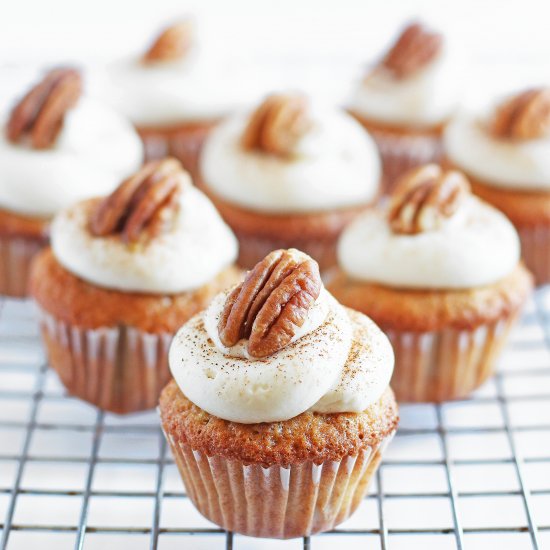 Miniature Hummingbird Cupcakes