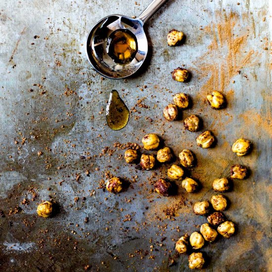 Maple Cinnamon Roasted Chickpeas