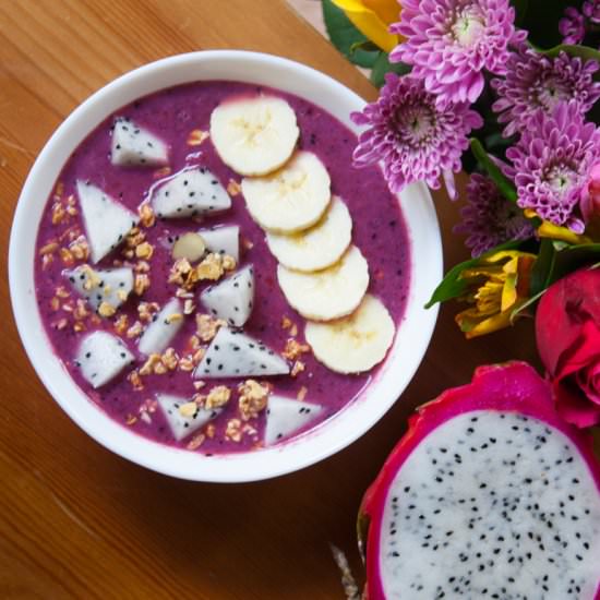 Tropical Smoothie Bowl