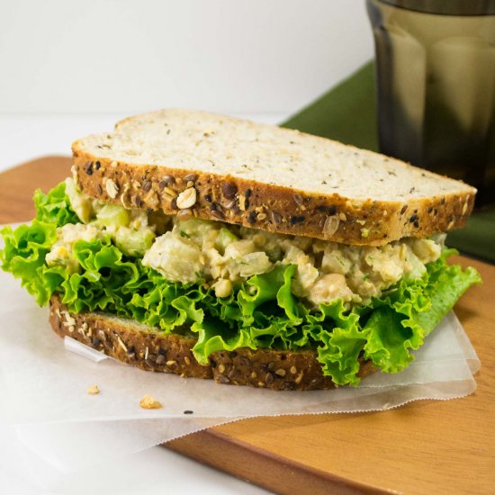 Smashed Chickpea Salad Sandwich